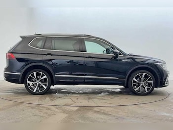 Used Volkswagen Tiguan Allspace 2025 for sale - 77186949: Photo