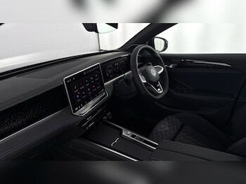 Used Volkswagen Passat 2026 for sale - 77718156: Photo