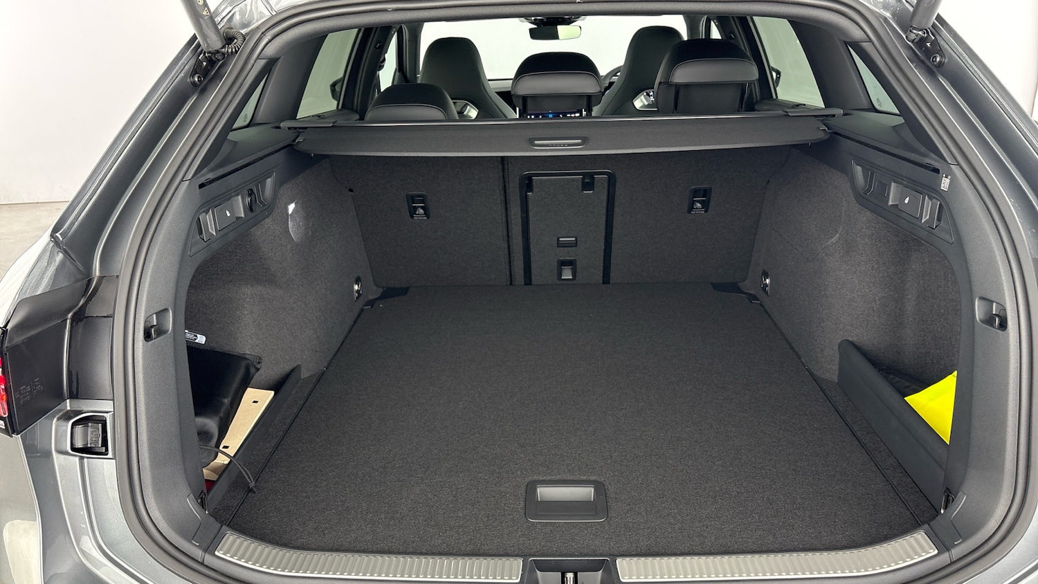 Used Volkswagen Passat 2026 for sale - 77718156: Photo 31