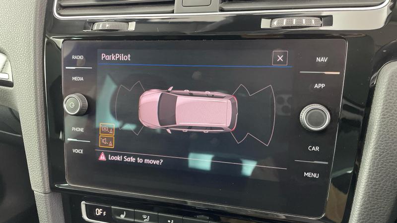 Used Volkswagen Golf 2020 for sale - 76382175: Photo 17