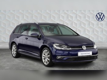 Used Volkswagen Golf 2020 for sale - 76382175: Photo