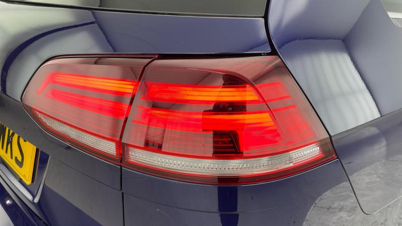 Used Volkswagen Golf 2020 for sale - 76382175: Photo 27