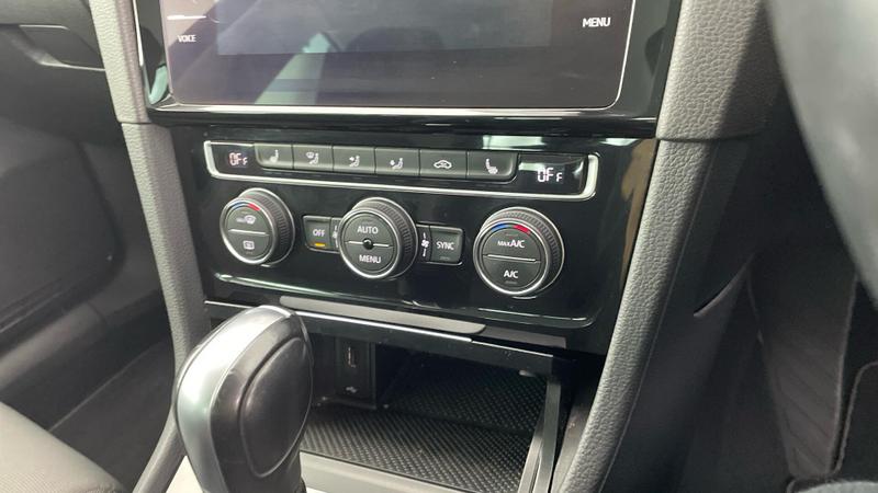 Used Volkswagen Golf 2020 for sale - 76382175: Photo 7