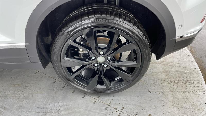 Used Volkswagen T-Roc for sale - 77447264: Photo 27