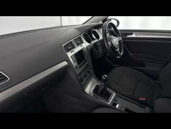 Used Volkswagen Golf 2016 for sale - 74742898: Photo