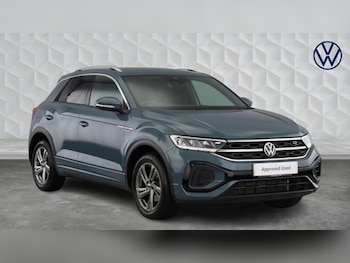 Used Volkswagen T-Roc 2023 for sale - 77262019: Photo