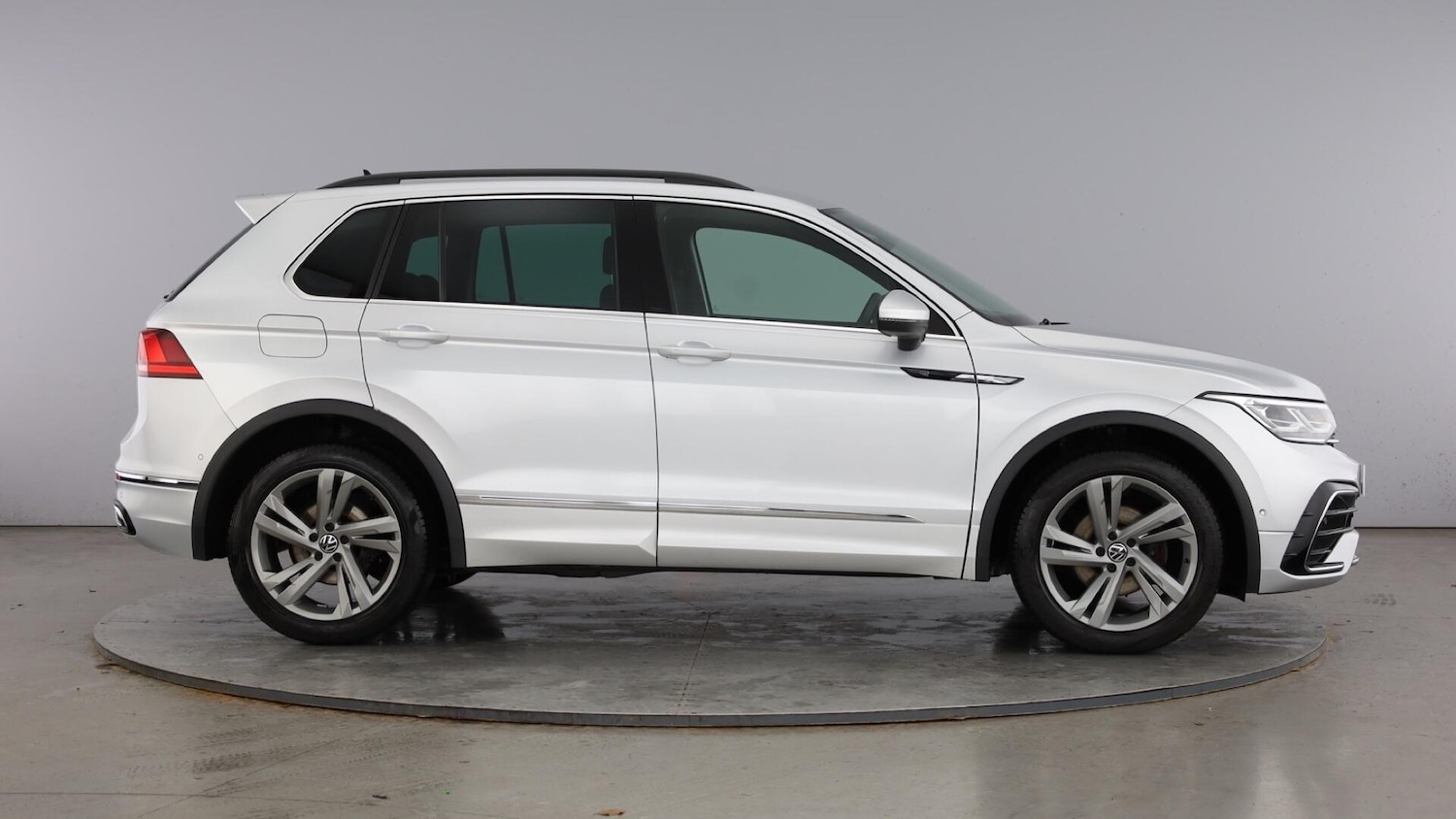 Used Volkswagen Tiguan 2023 for sale - 77602203: Photo 4