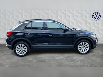 Used Volkswagen T-Roc 2020 for sale - 78452982: Photo