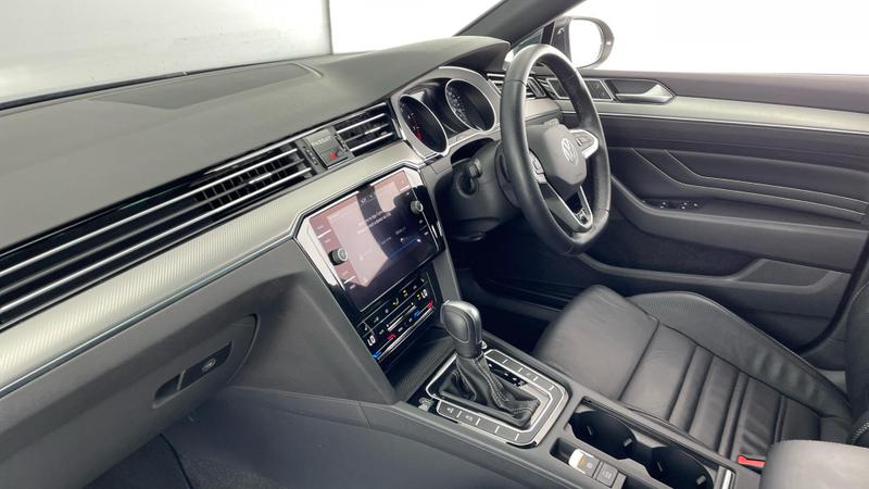 Used Volkswagen Passat 2022 for sale - 76488565: Photo 2