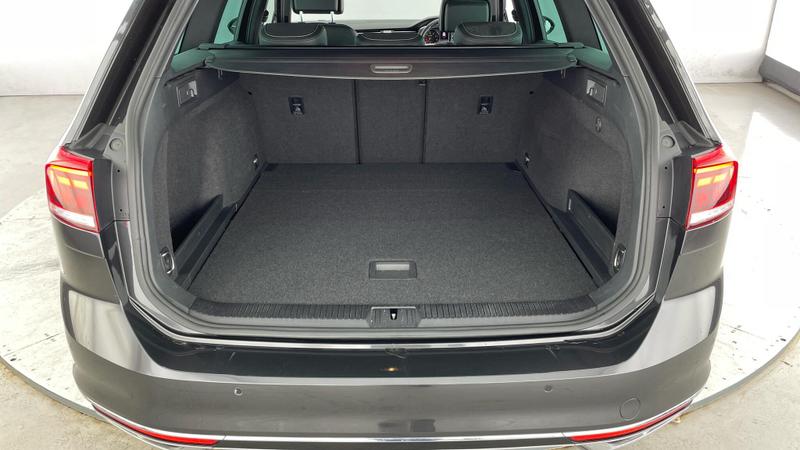 Used Volkswagen Passat 2022 for sale - 76488565: Photo 31