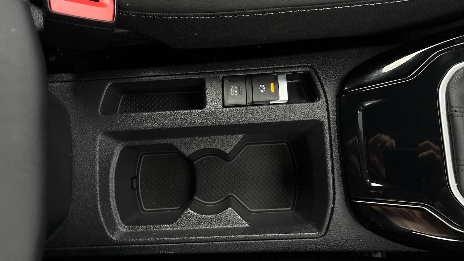 Used Volkswagen T-Roc 2024 for sale - 77803924: Photo 23