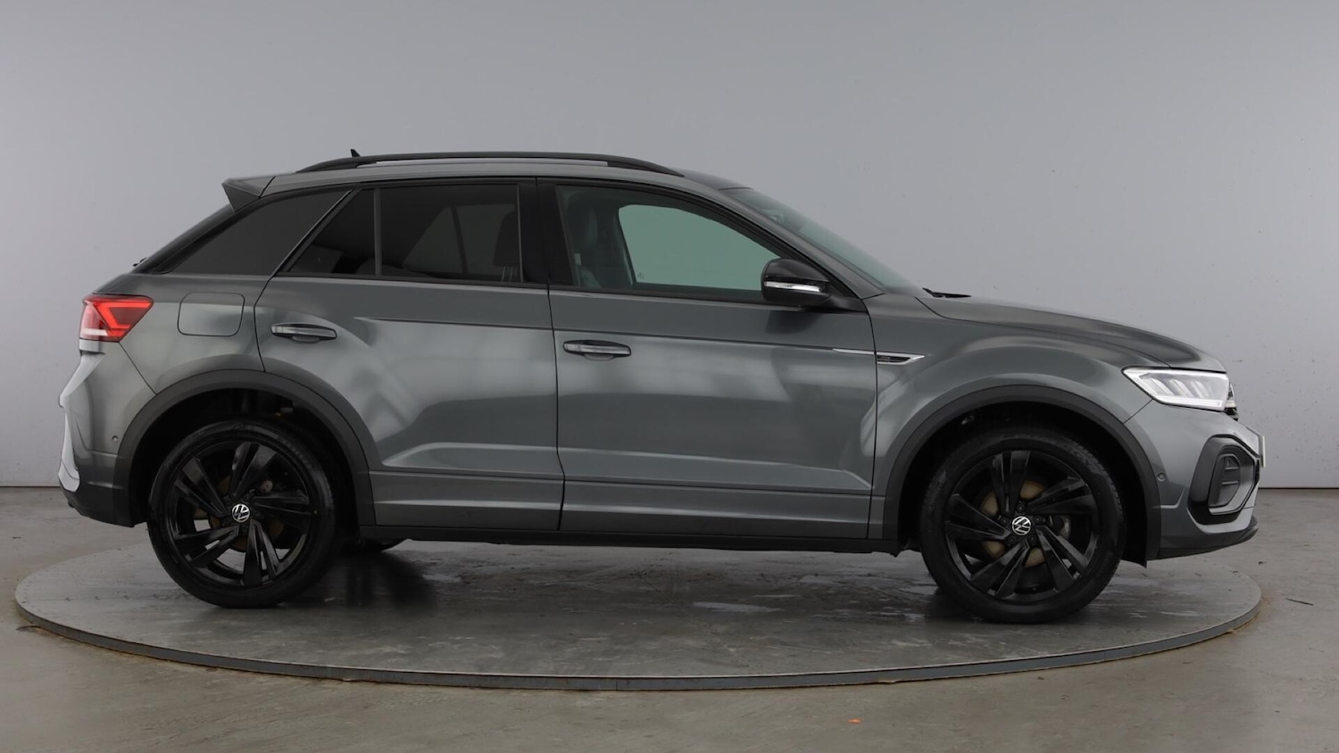 Used Volkswagen T-Roc 2024 for sale - 77803924: Photo 4