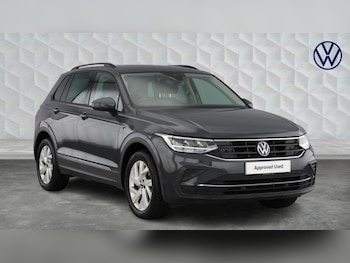 Volkswagen - Tiguan