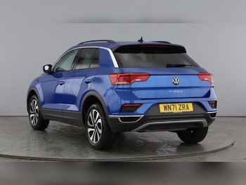 Used Volkswagen T-Roc 2021 for sale - 76405227: Photo