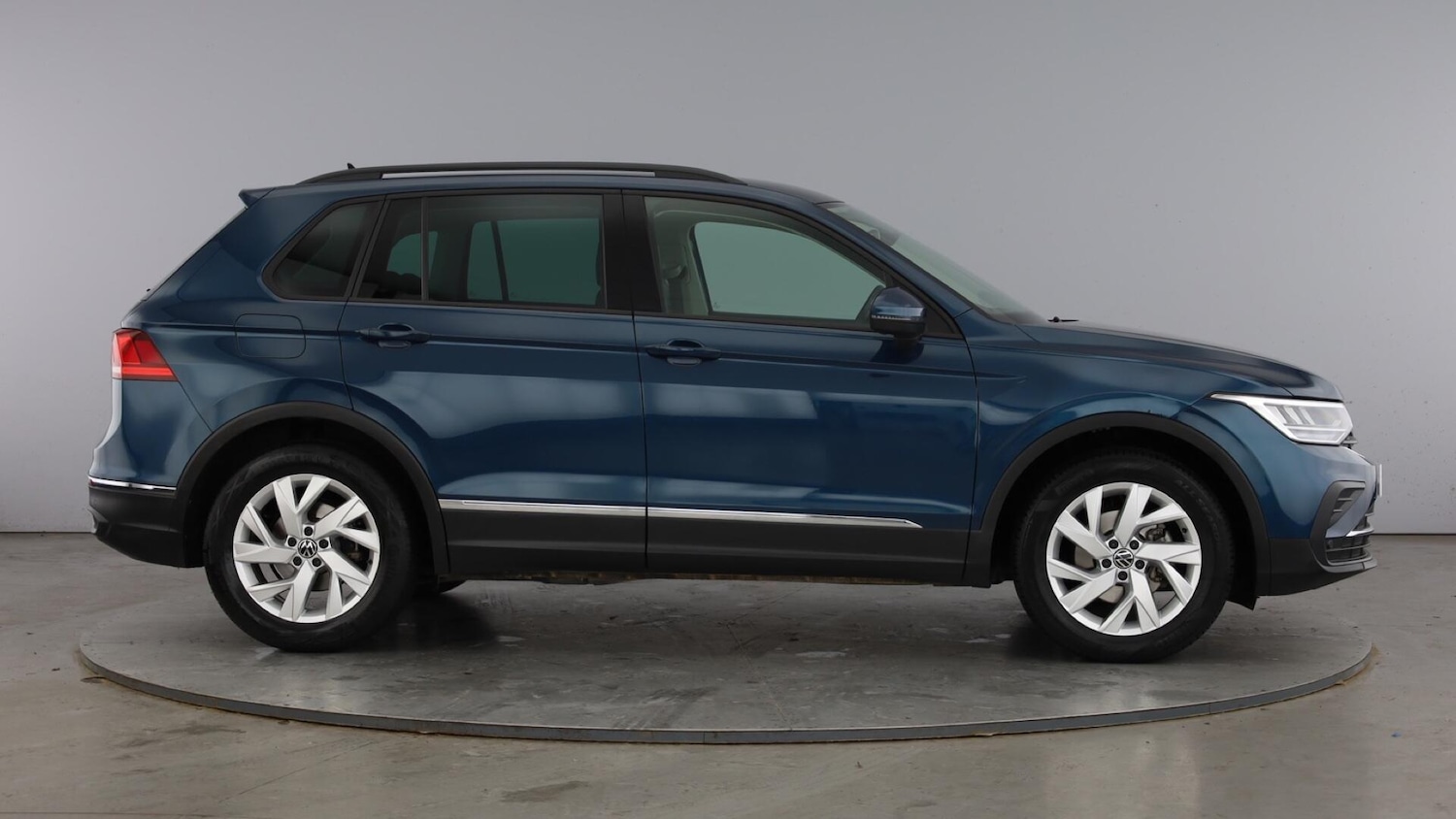 Used Volkswagen Tiguan 2022 for sale - 78108843: Photo 4