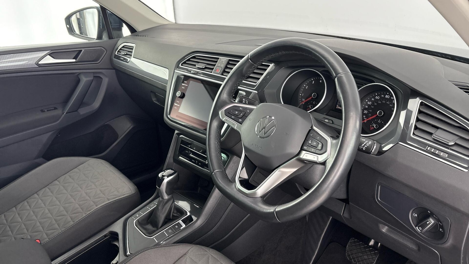 Used Volkswagen Tiguan 2022 for sale - 78108843: Photo 6