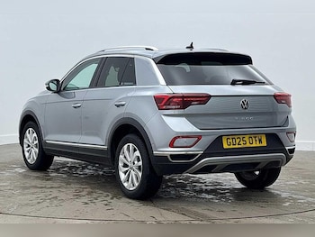 Used Volkswagen T-Roc 2025 for sale - 78545974: Photo