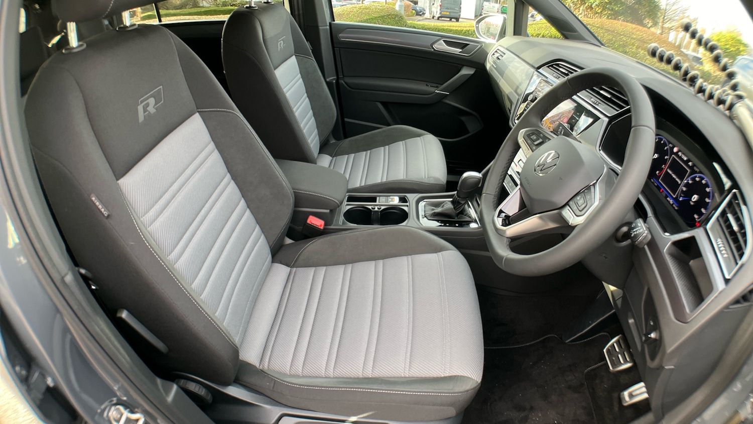 Used Volkswagen Touran 2025 for sale - 77602373: Photo 45