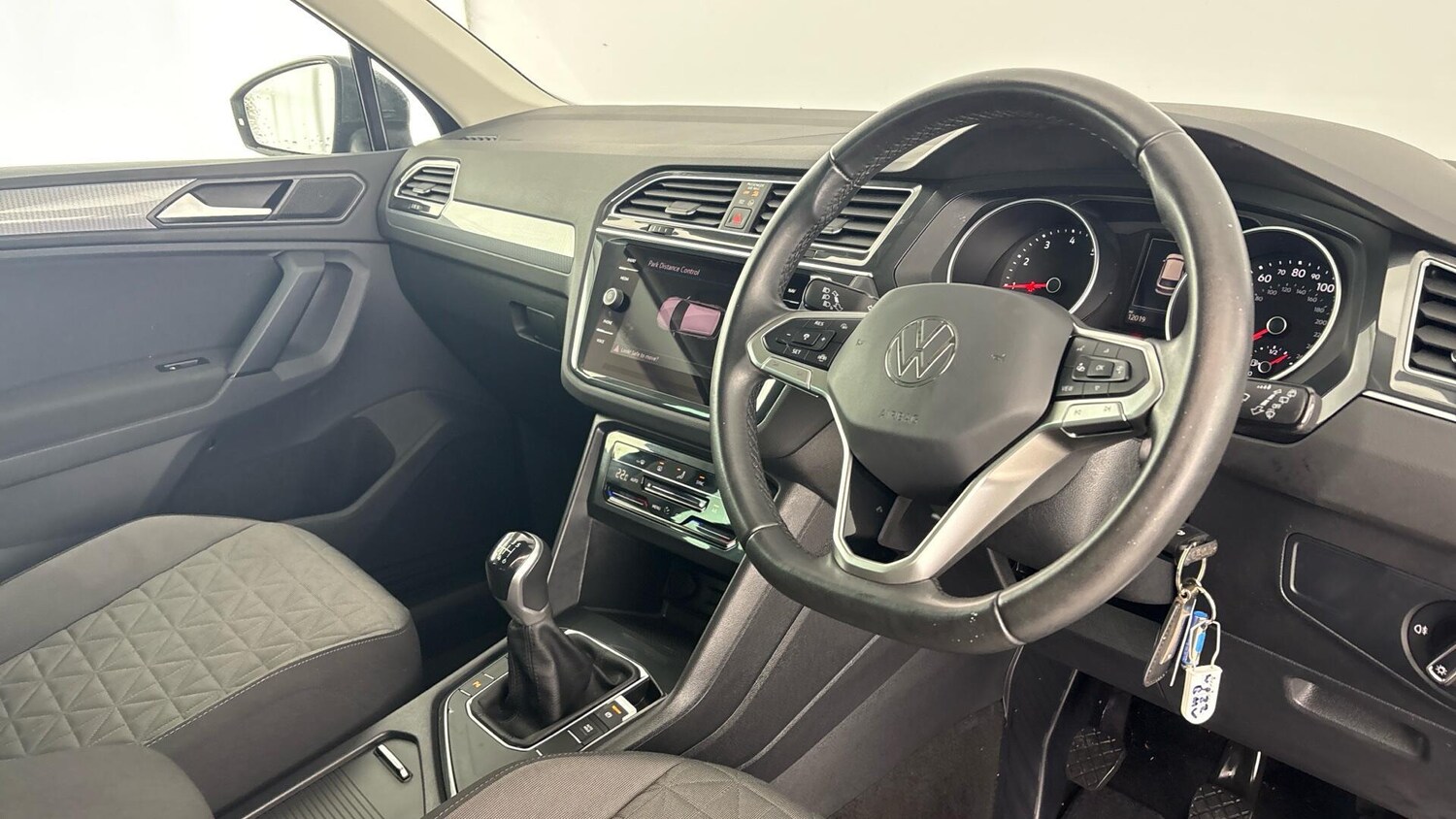 Used Volkswagen Tiguan 2022 for sale - 77602190: Photo 6