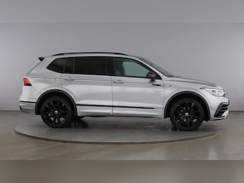 Used Volkswagen Tiguan Allspace 2023 for sale - 79357175: Photo