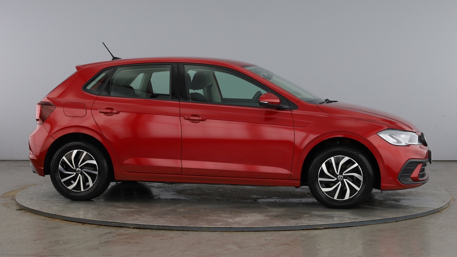 Used Volkswagen Polo 2024 for sale - 77506451: Photo 4