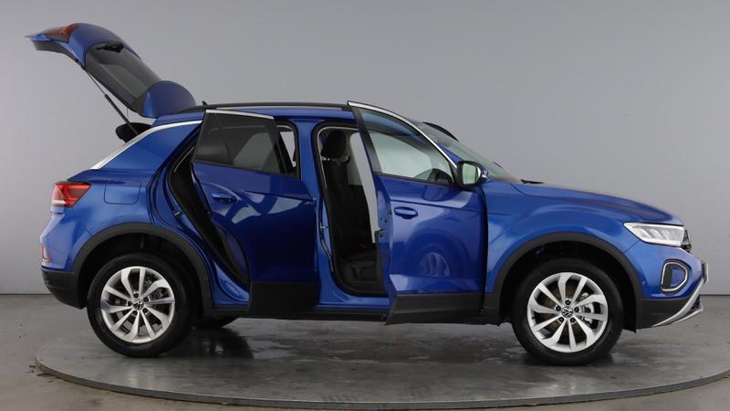 Used Volkswagen T-Roc 2025 for sale - 76862364: Photo 10