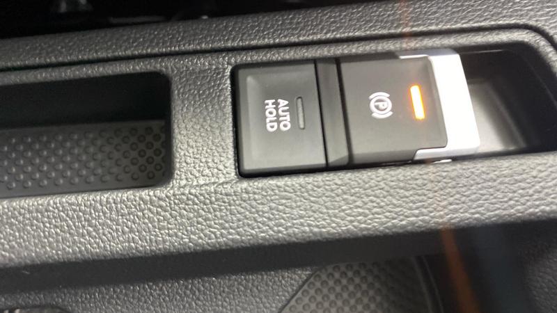 Used Volkswagen T-Roc 2025 for sale - 76862364: Photo 25