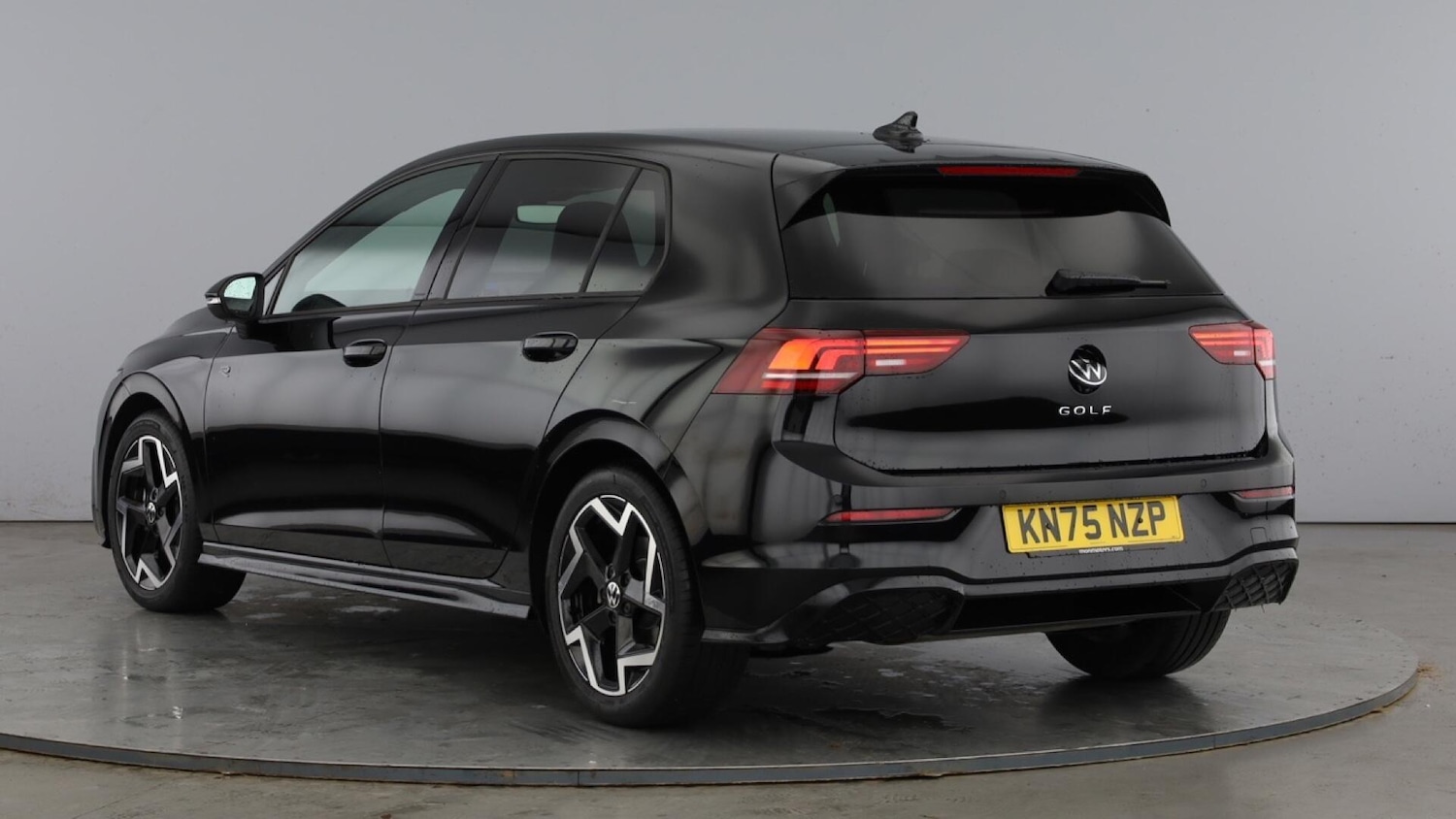 Used Volkswagen Golf 2025 for sale - 77506469: Photo 3