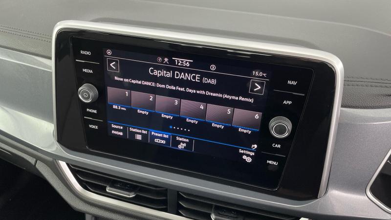 Used Volkswagen T-Roc 2023 for sale - 76142576: Photo 13