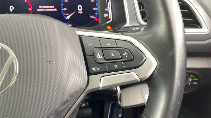 Used Volkswagen T-Roc 2023 for sale - 76142576: Photo 24