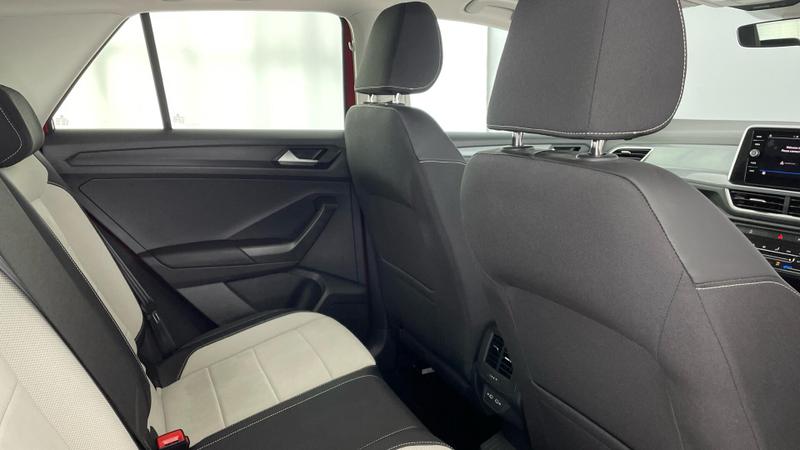 Used Volkswagen T-Roc 2023 for sale - 76142576: Photo 26