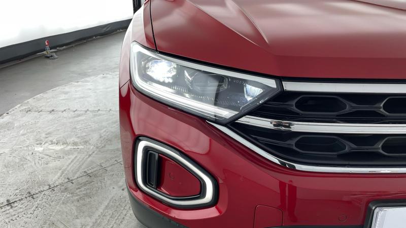 Used Volkswagen T-Roc 2023 for sale - 76142576: Photo 38