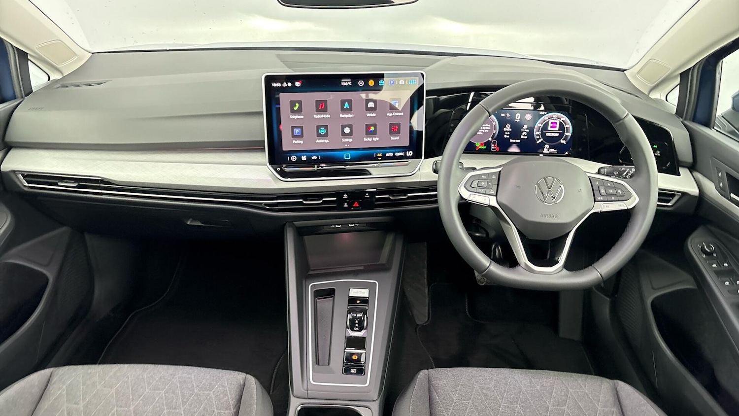 Used Volkswagen Golf 2026 for sale - 77906775: Photo 8