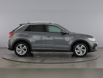 Used Volkswagen T-Roc 2022 for sale - 76722897: Photo