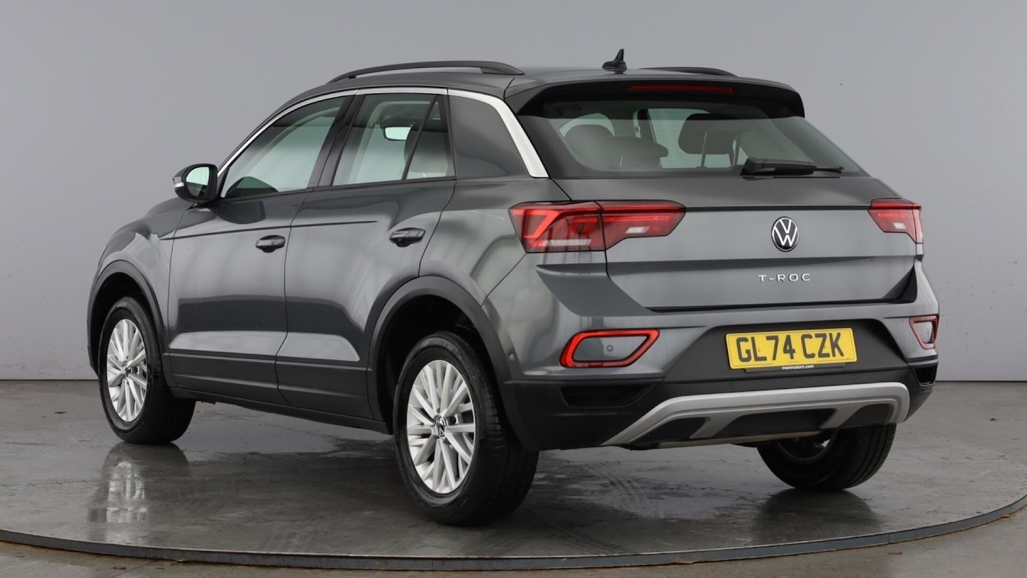 Used Volkswagen T-Roc 2024 for sale - 77506384: Photo 3