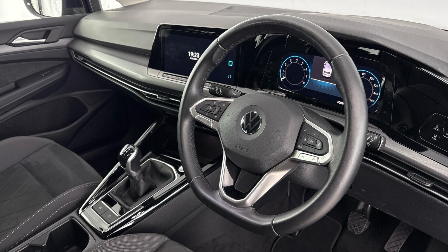 Used Volkswagen Golf 2023 for sale - 77602497: Photo 6