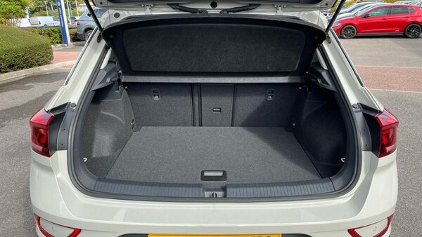 Used Volkswagen T-Roc 2025 for sale - 74927232: Photo 10