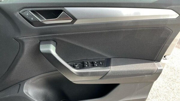 Used Volkswagen T-Roc 2025 for sale - 74927232: Photo 22