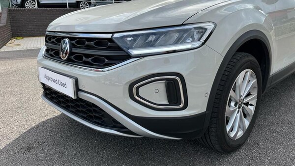 Used Volkswagen T-Roc 2025 for sale - 74927232: Photo 29