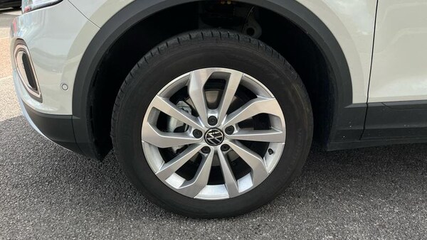 Used Volkswagen T-Roc 2025 for sale - 74927232: Photo 30