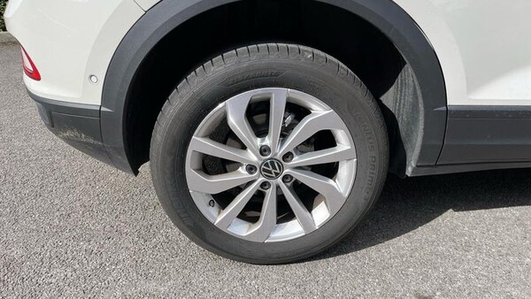 Used Volkswagen T-Roc 2025 for sale - 74927232: Photo 32