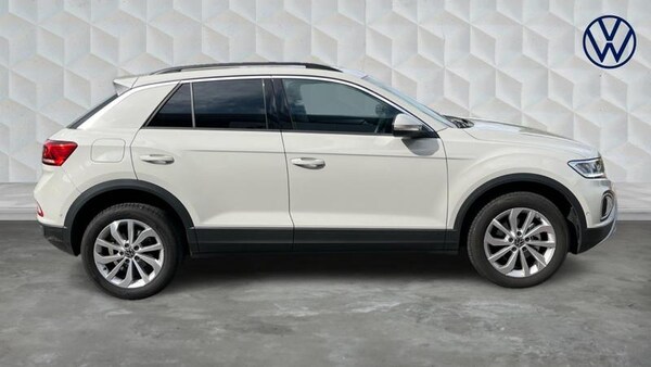 Used Volkswagen T-Roc 2025 for sale - 74927232: Photo 4