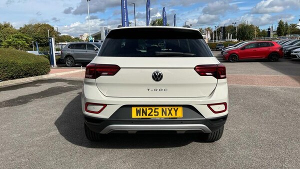 Used Volkswagen T-Roc 2025 for sale - 74927232: Photo 9