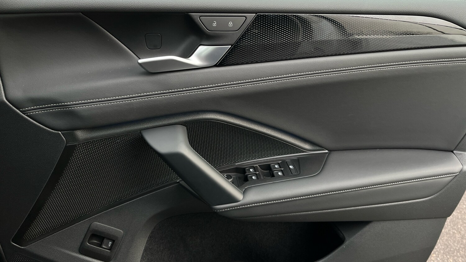 Used Volkswagen Tiguan 2025 for sale - 77619151: Photo 18