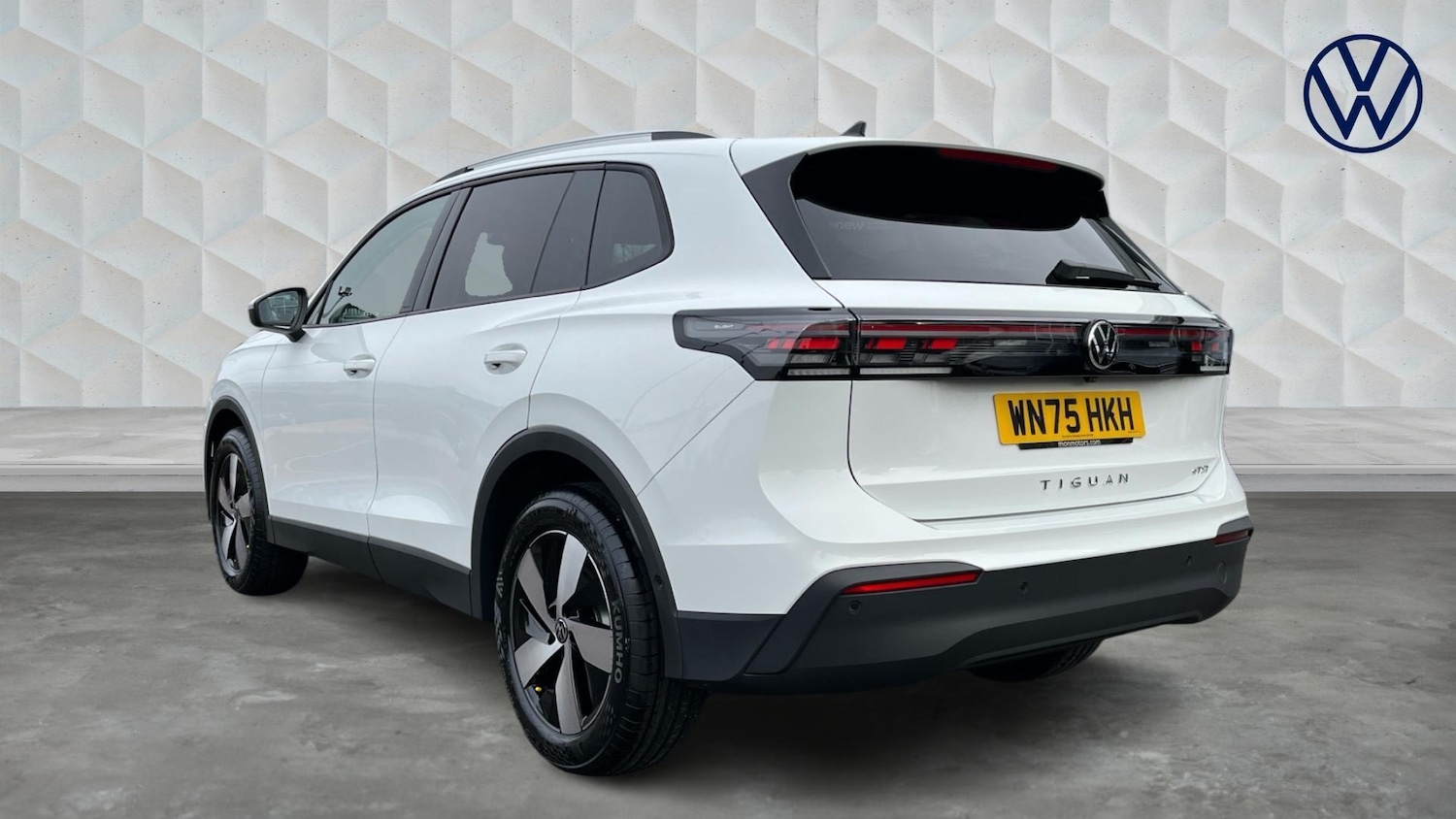 Used Volkswagen Tiguan 2025 for sale - 77619151: Photo 3