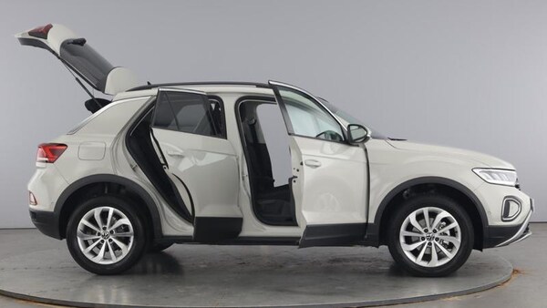 Used Volkswagen T-Roc 2025 for sale - 74917584: Photo 10
