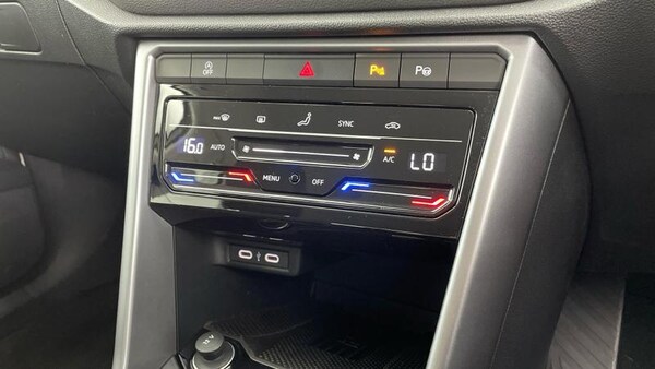 Used Volkswagen T-Roc 2025 for sale - 74917584: Photo 14