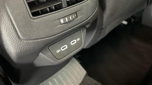 Used Volkswagen T-Roc 2025 for sale - 74917584: Photo 32