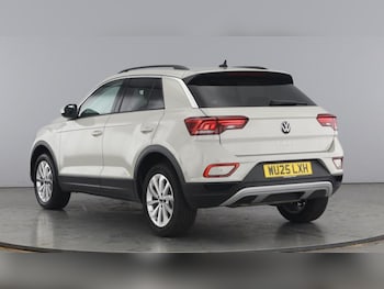Used Volkswagen T-Roc 2025 for sale - 74917584: Photo