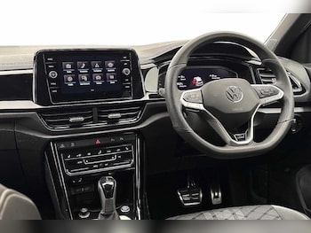 Used Volkswagen T-Roc 2025 for sale - 78882866: Photo